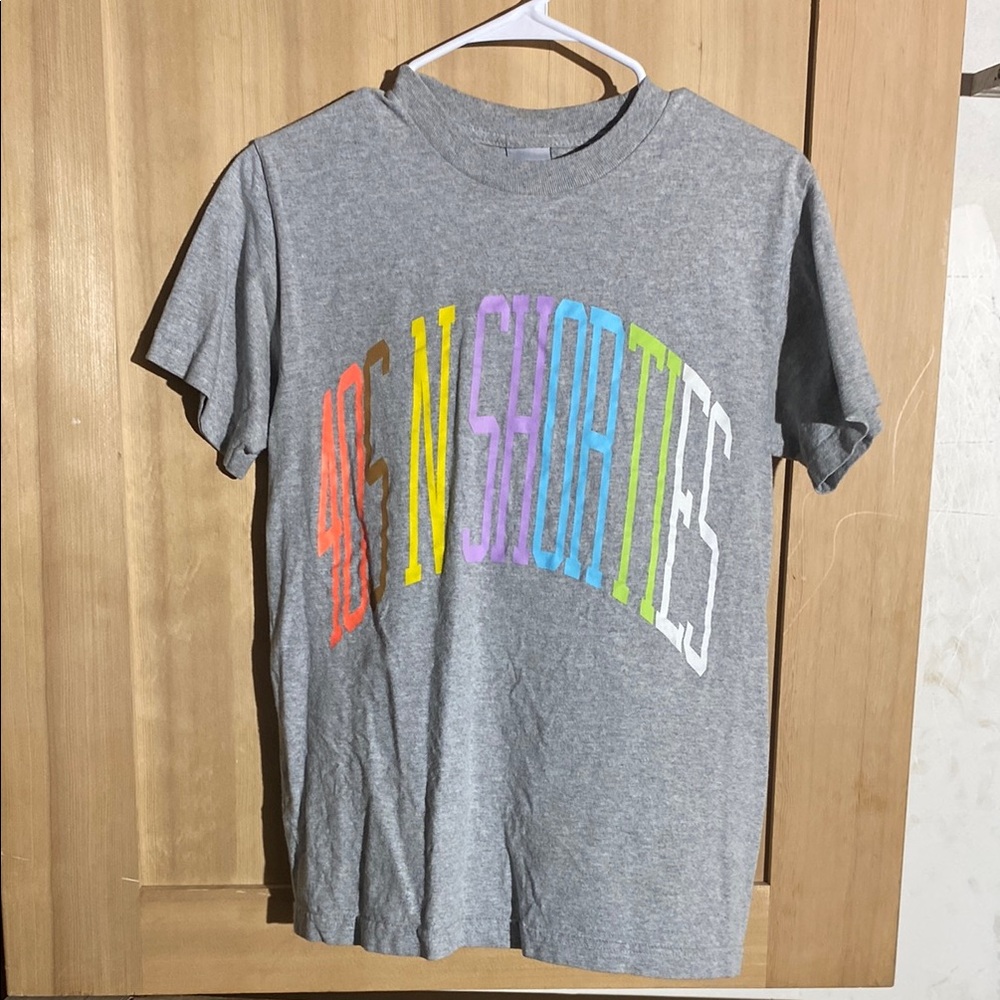 40s and Shorties Gray Shirt with Colorful Print